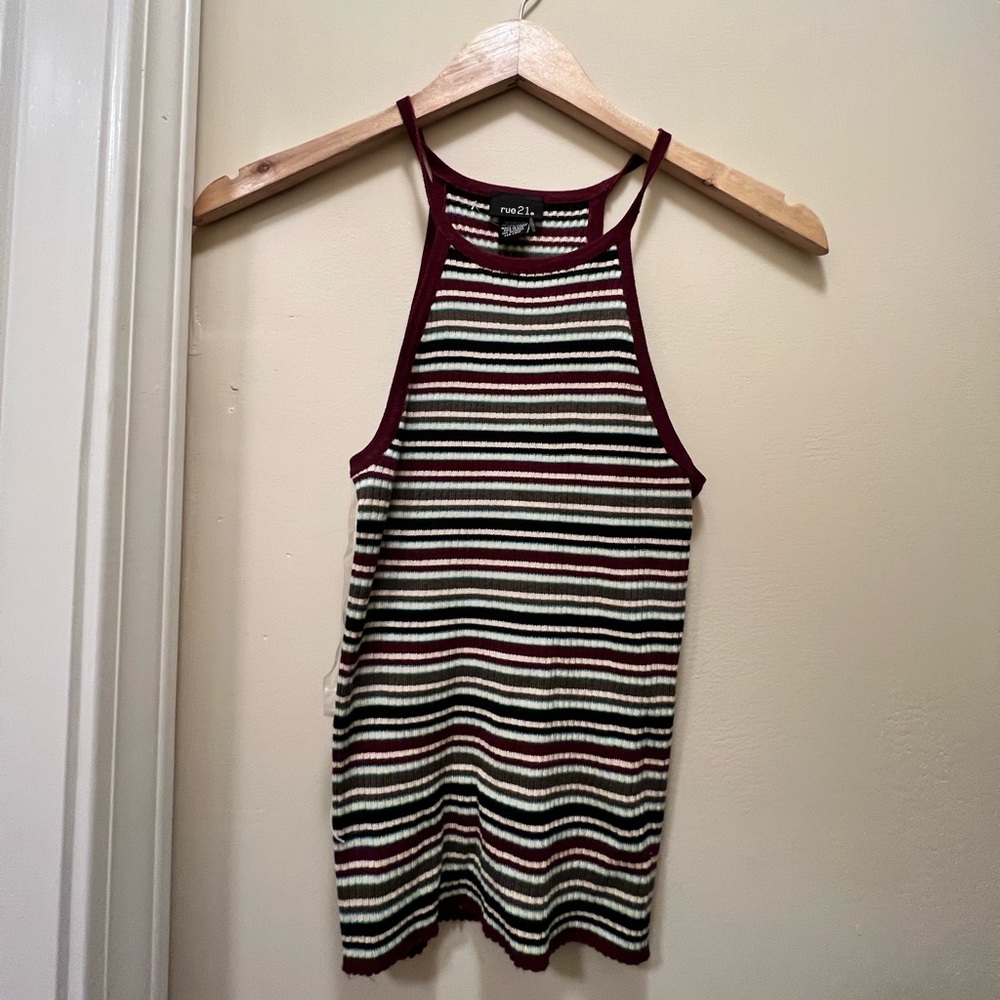 RUE21 SUMMER HALTER TOP